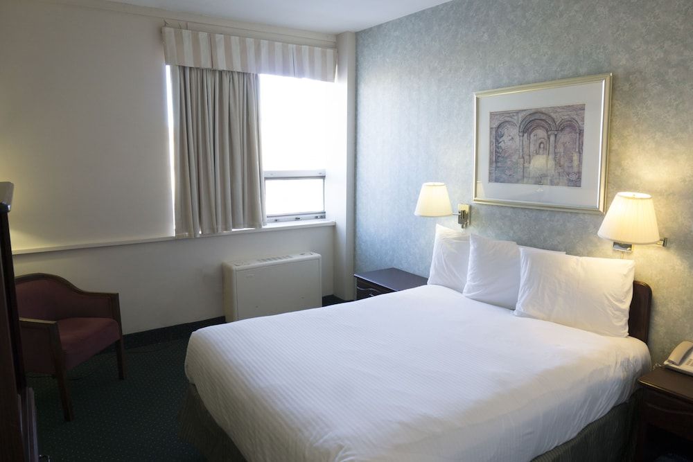 The Marlborough Hotel Deluxe Suite, 1 Bedroom, Non Smoking