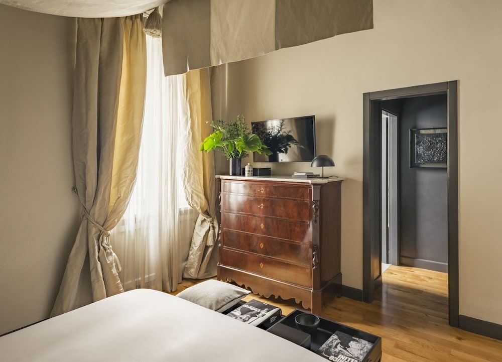 Crossing Condotti Double Room 13