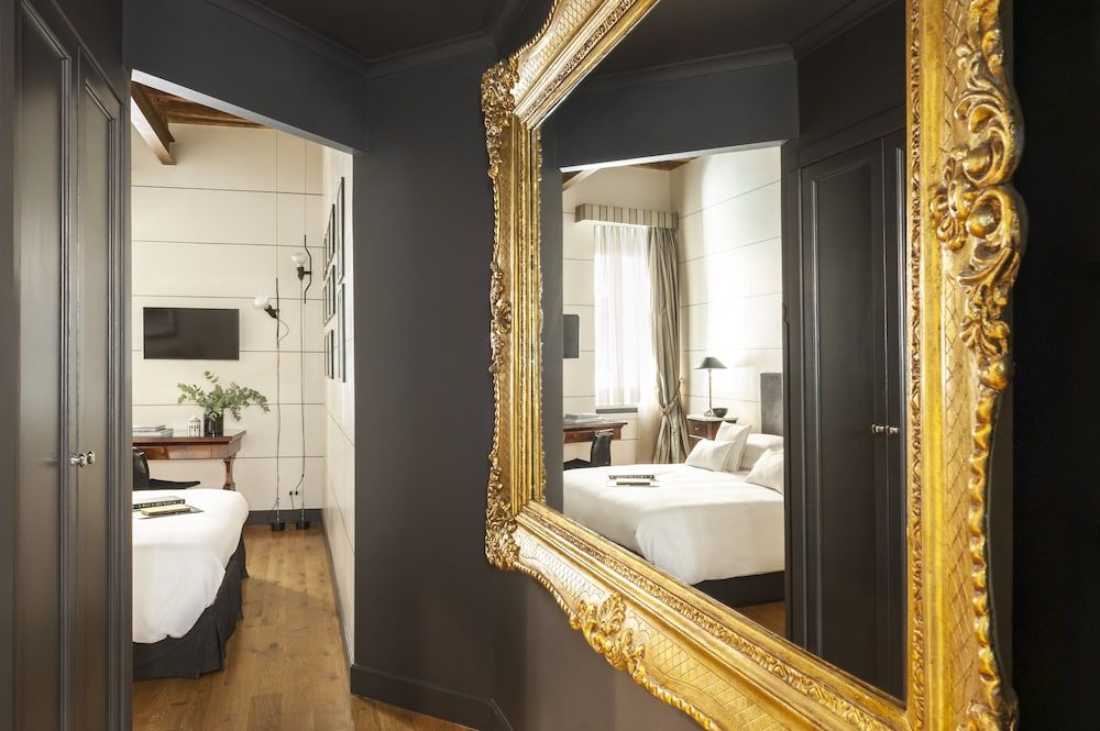 Crossing Condotti Double Room 12
