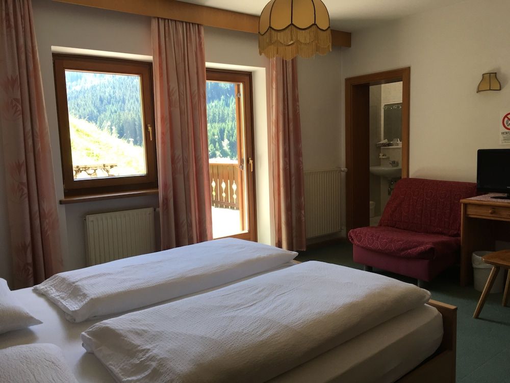 Double Room, Balcony