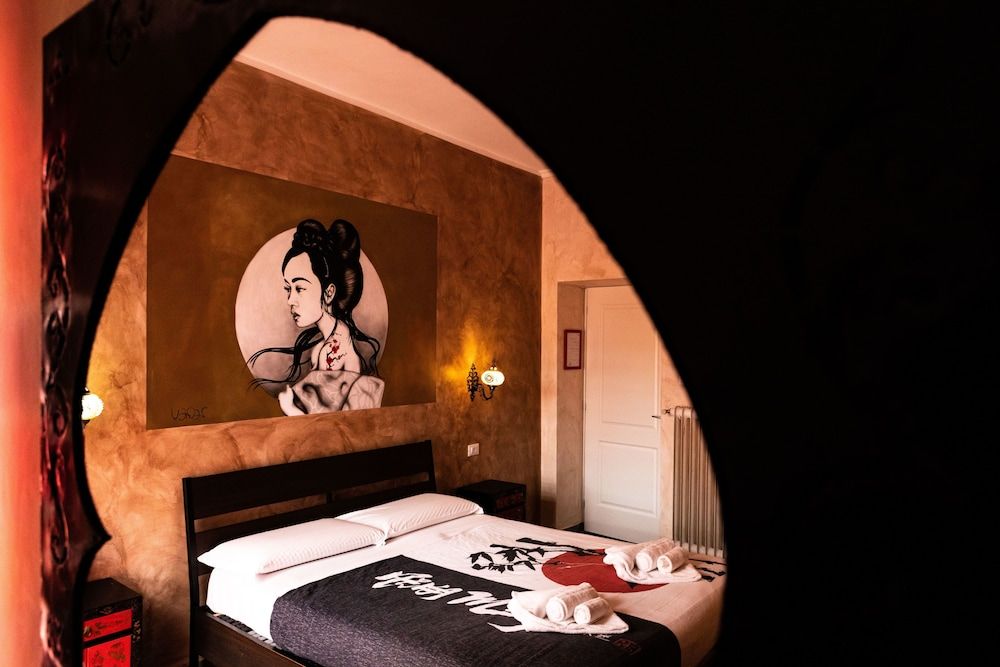 RomAntic Dreams Double Room, Private Bathroom 2