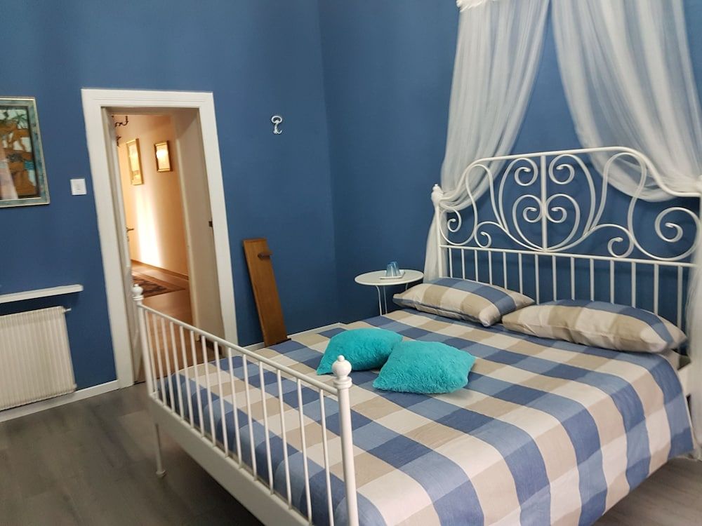 Double Room, Shared Bathroom