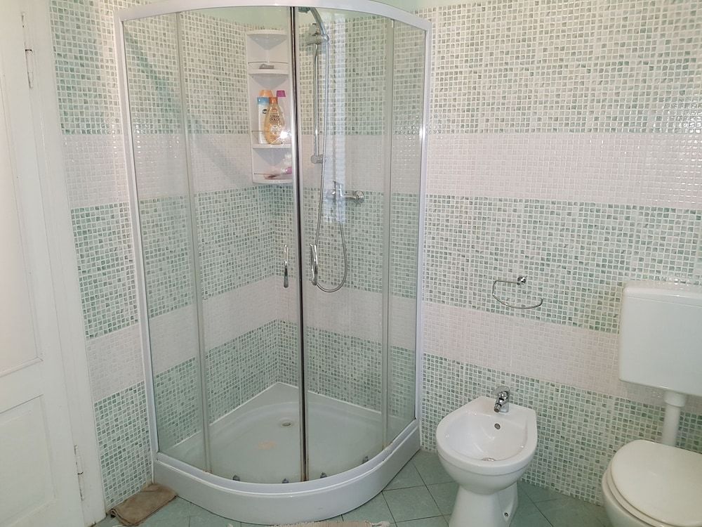 Single Room, Shared Bathroom