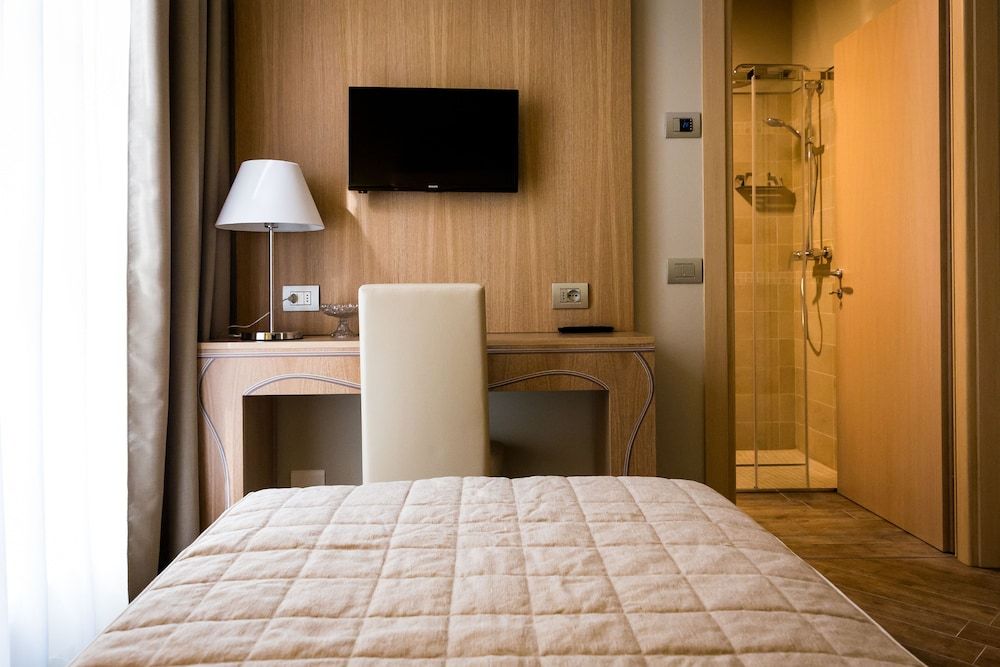 Hotel Monteverde Classic Single Room 9