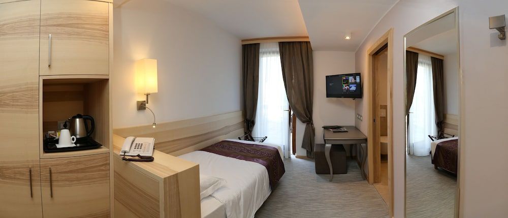 Hotel Garden Single Room, Terrace