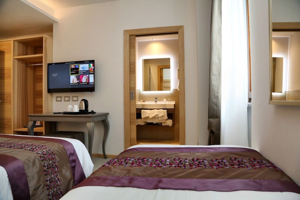 Hotel Garden Quadruple Room, Terrace 3