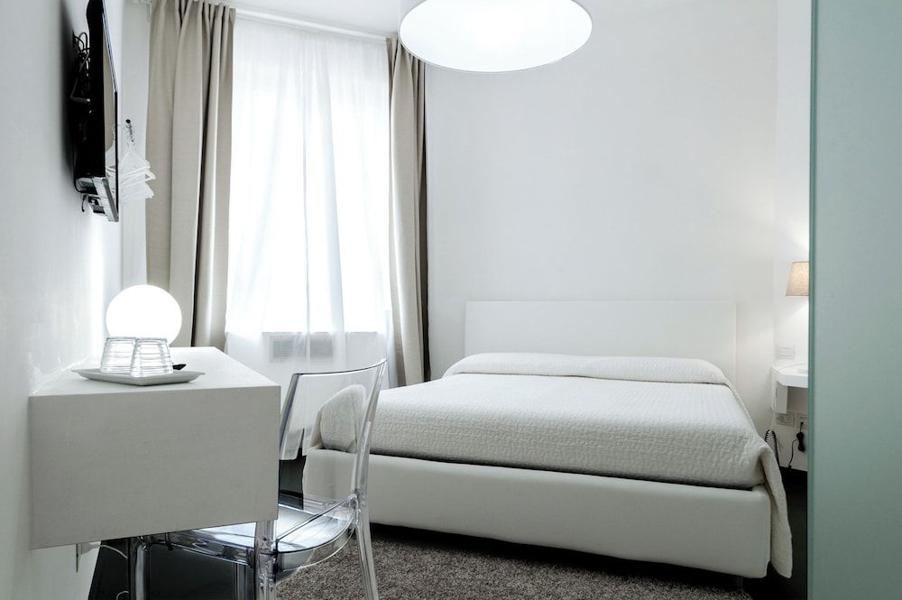 undefined Vittoria Design Hotel di Luce Hotels 2