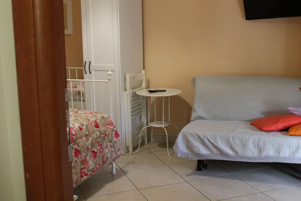Casa Scola Agriturismo Comfort Double Room, 1 Bedroom, Shared Bathroom, Annex Building (Oplonti) 5