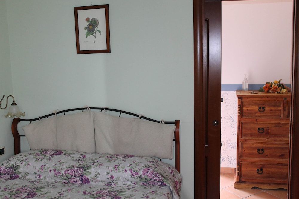 Casa Scola Agriturismo Basic Double Room, 1 Double Bed, Mountain View (Positano) 2