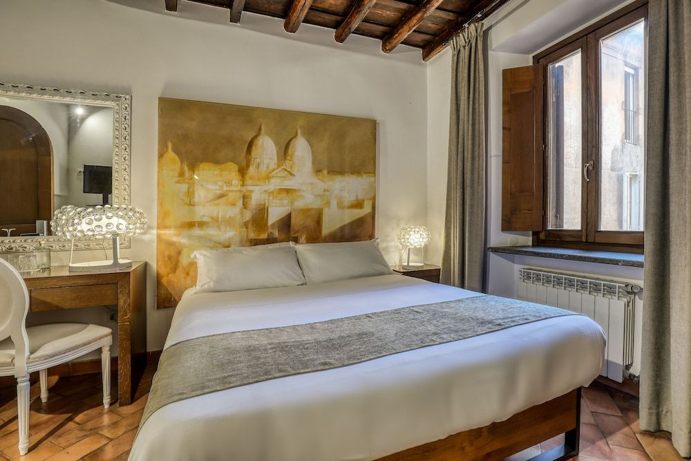 undefined Luxury Navona 4