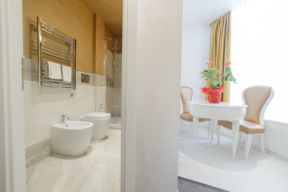 Hotel Vespasiano Superior Double Room 14