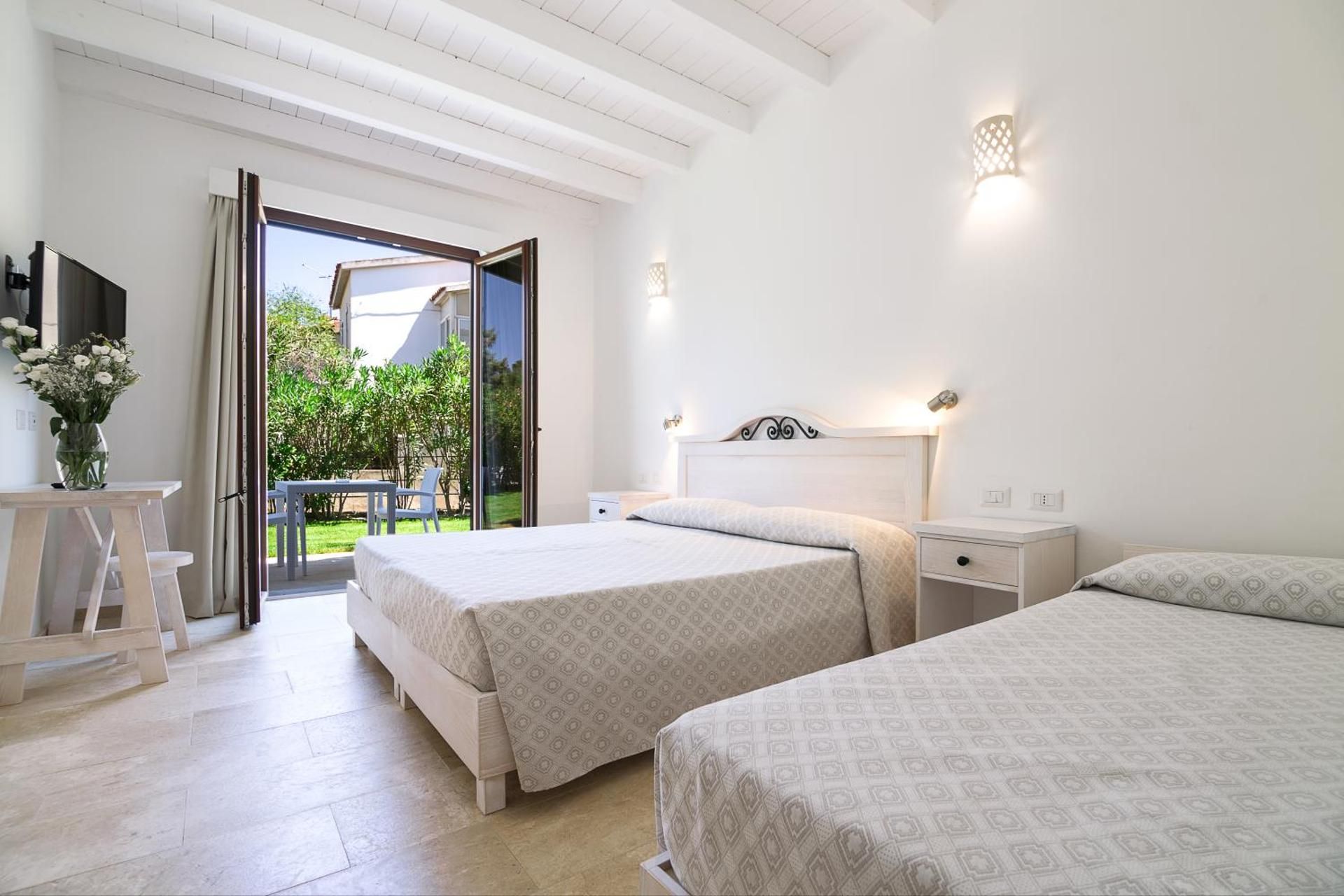 Triple Room with Garden View