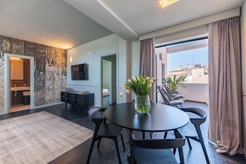 ARCO VECCHIO URBAN SUITE by EPOCA COLLECTION Suite 6