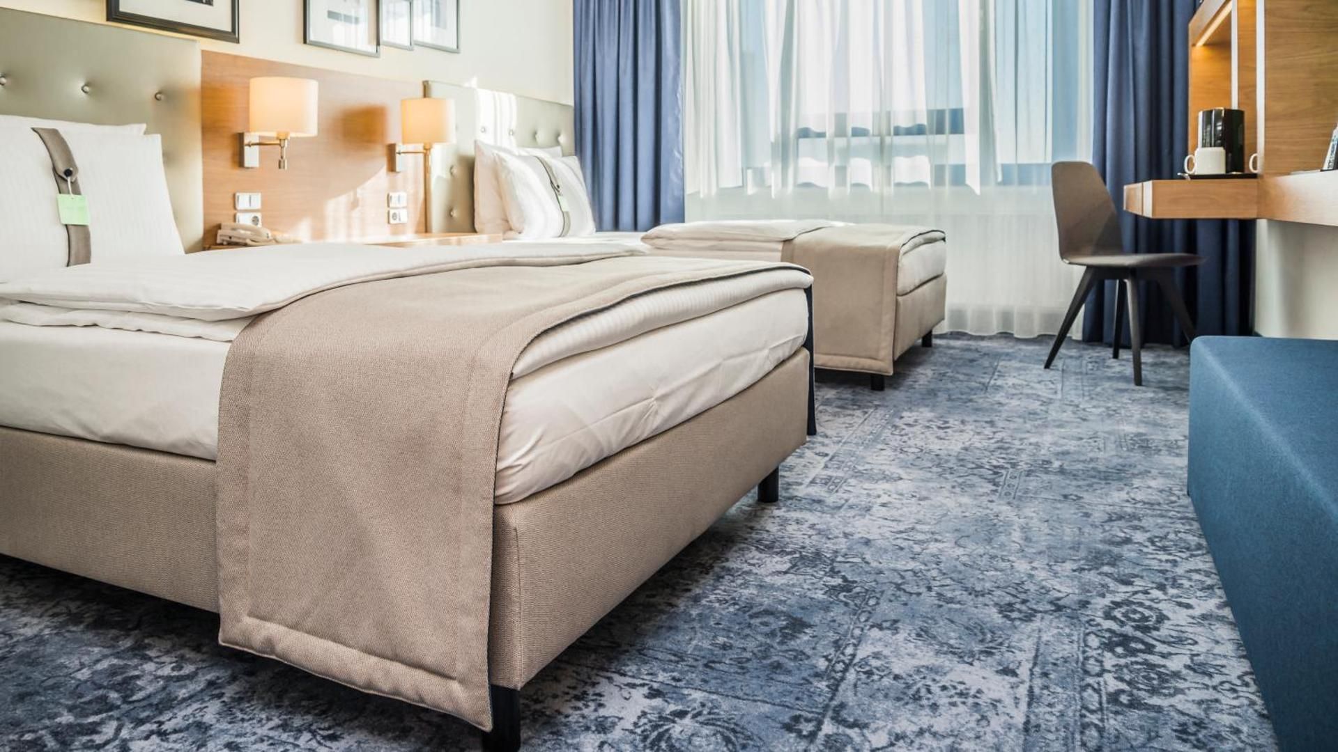 2 Full Beds Standard