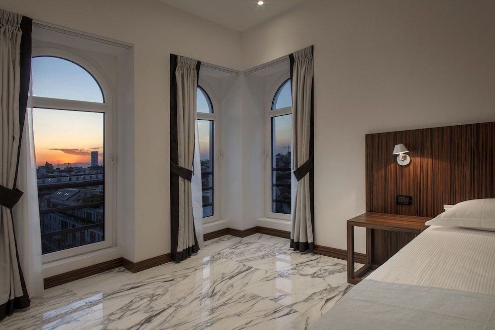 My Bed Montenapoleone Superior Double or Twin Room, City View 4