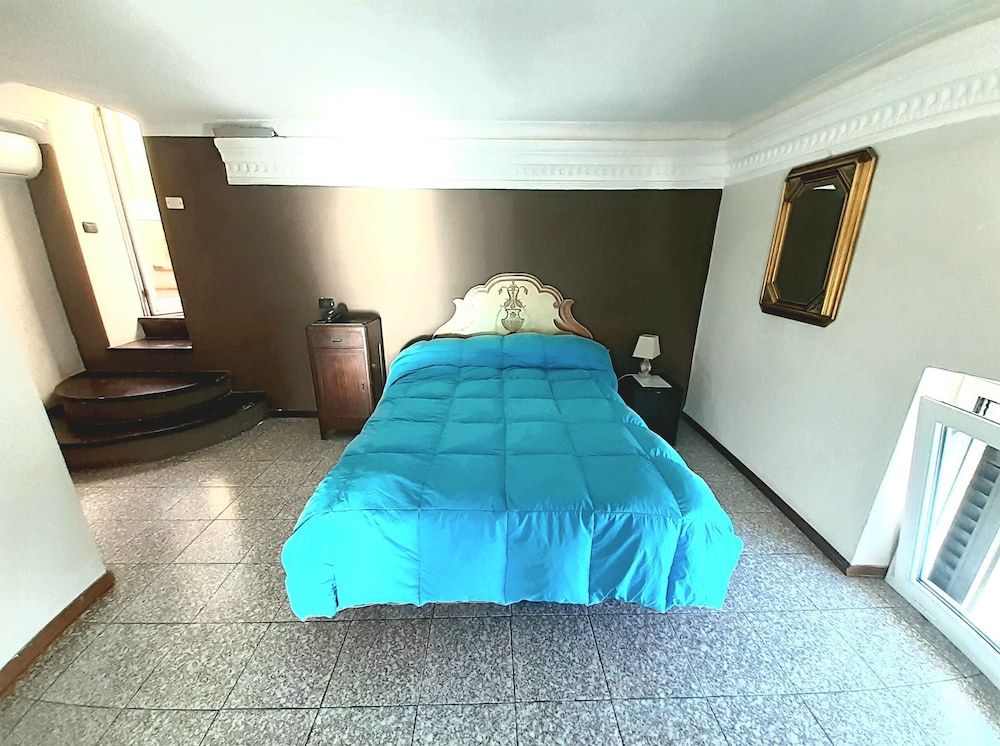 Castello Miramare Single Room 6