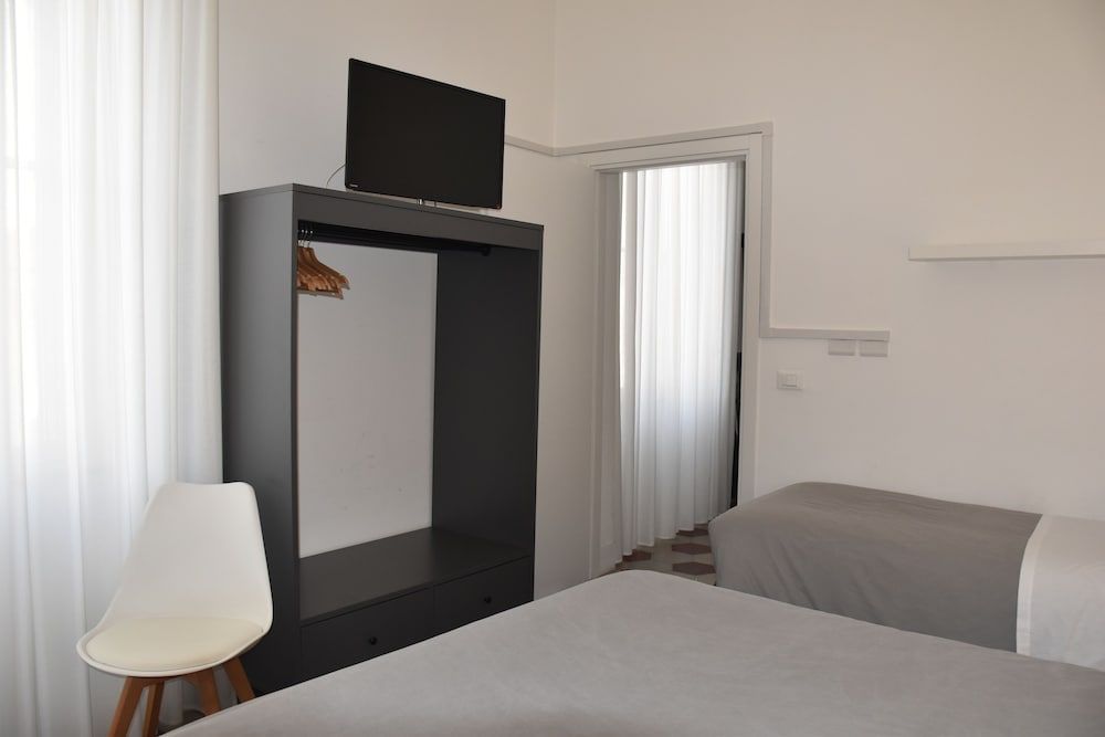 Rhegion B&B Deluxe Apartment 8