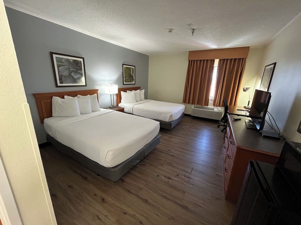Deluxe Room, 2 Double Beds, Non Smoking