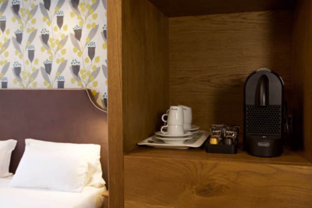 Hotel Duca D'Aosta City Double or Twin Room, City View 13