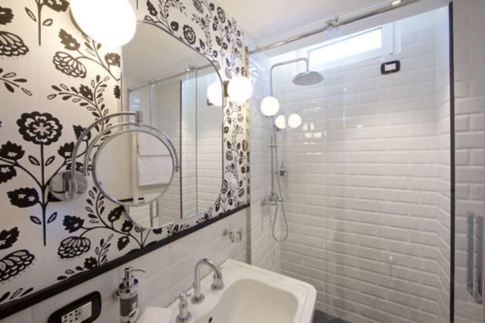 Hotel Duca D'Aosta City Double or Twin Room, City View 12