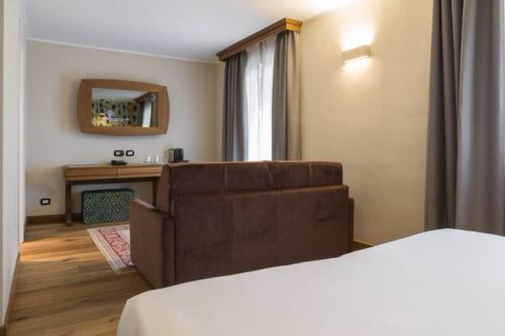 Hotel Duca D'Aosta Deluxe Double or Twin Room, Balcony 5