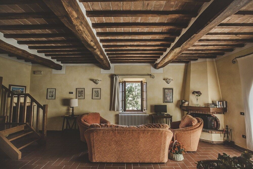 Zampugna Family Duplex, Kitchen, Hill View 12