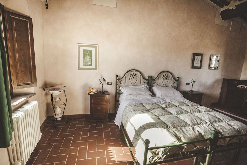 Zampugna Economy Apartment, Kitchen, Hill View