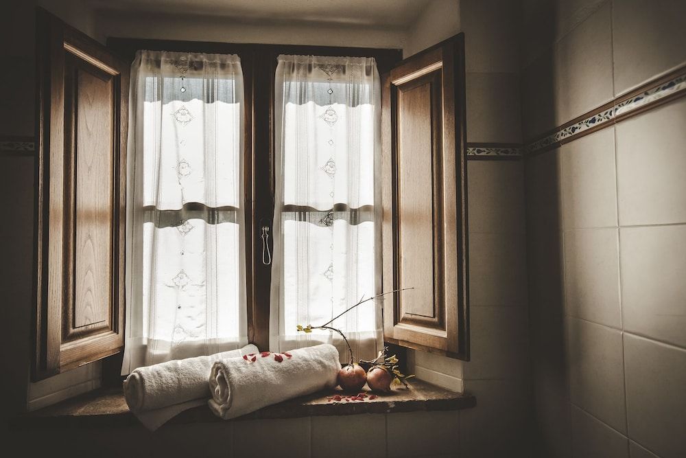 Zampugna Family Duplex, Kitchen, Hill View 13