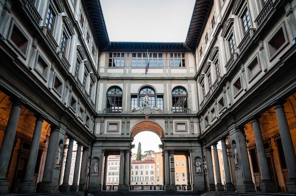 undefined Relais Piazza Signoria 2