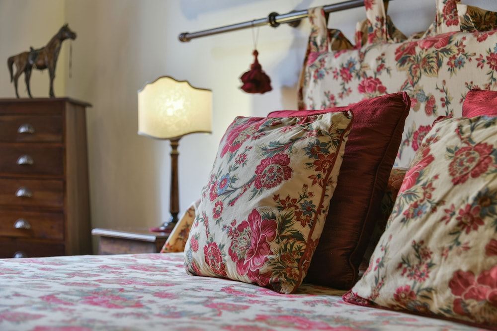 Palazzo Coli Bizzarrini Romantic Apartment, 1 Bedroom, Kitchen (Appartamento Rubino) 3