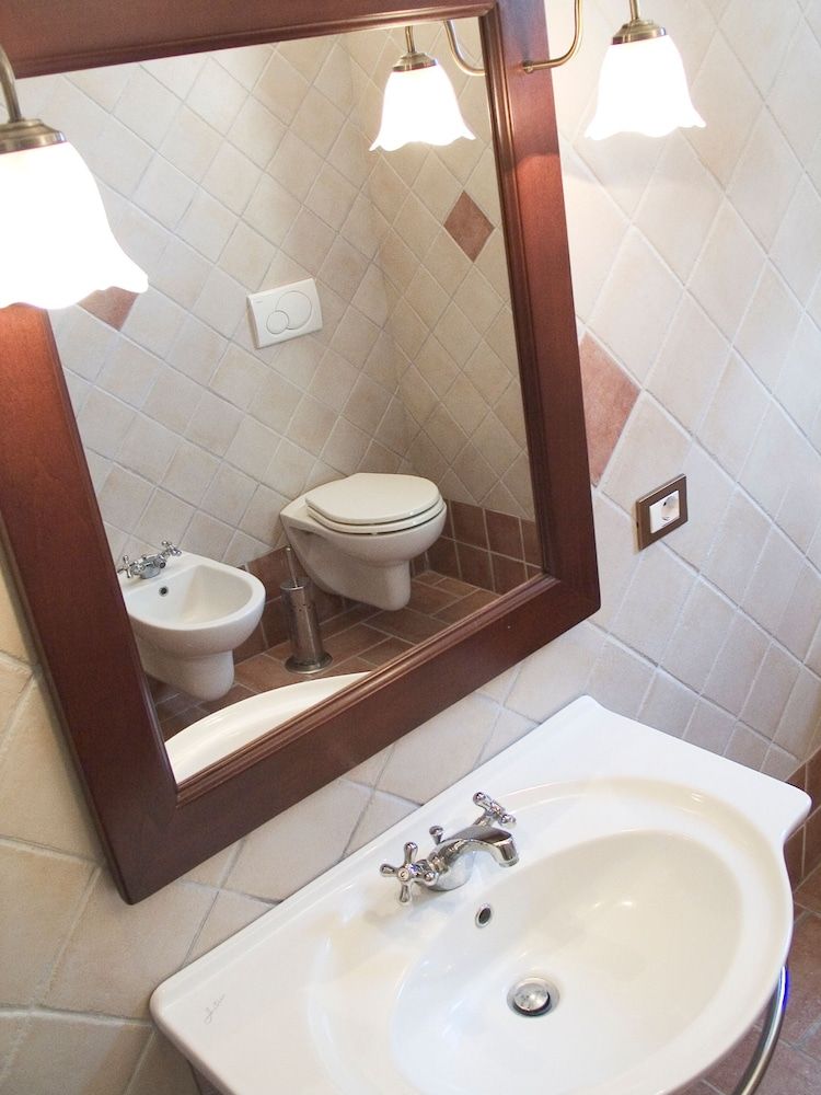 Agriturismo La pulledraia Classic Room, 1 Double Bed, Garden Area 7