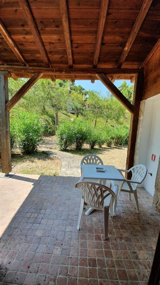 Superior Villa, 2 Bedrooms, 2 Bathrooms, Garden View
