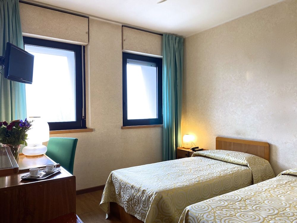 Twin Room, 2 Twin Beds