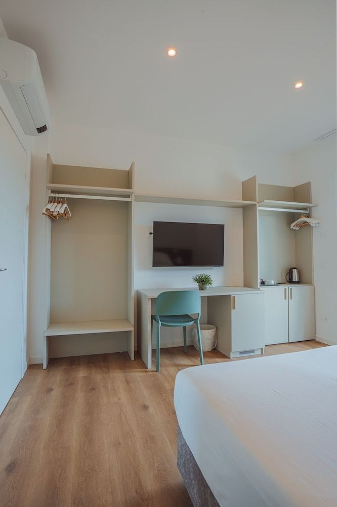 Garda Relais Design Double Room, 1 Double Bed, Private Bathroom 6