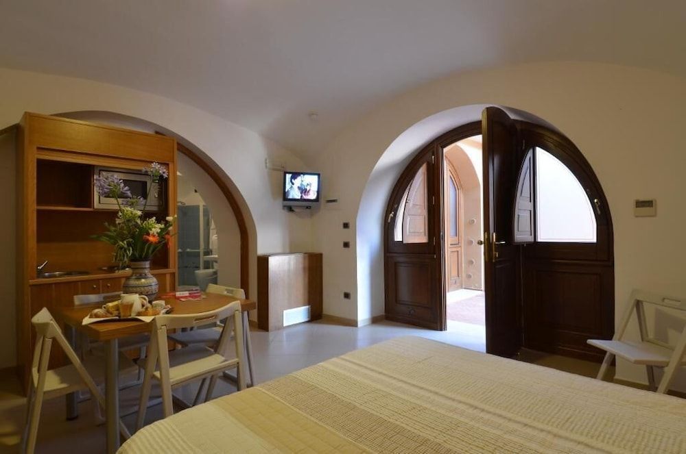 Hotel Zeus Pompei Camera Familiare con Angolo Cottura - Dependance - Altro Edificio 4