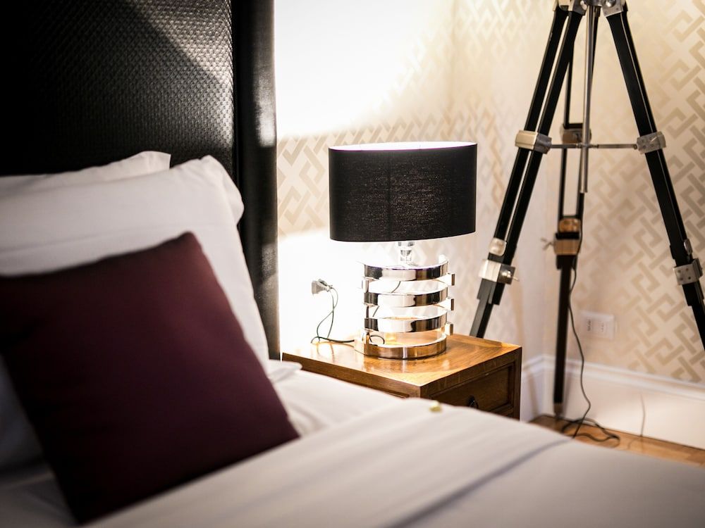 undefined Minerva Relais 2