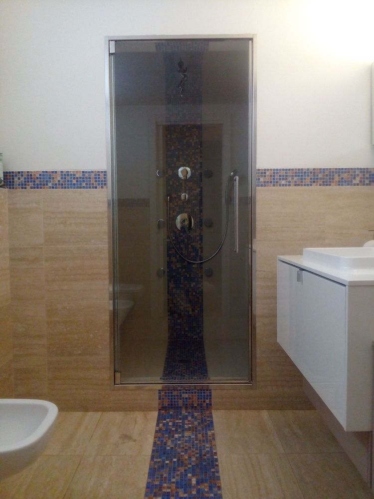 Deluxe Suite, 1 Queen Bed, Ensuite