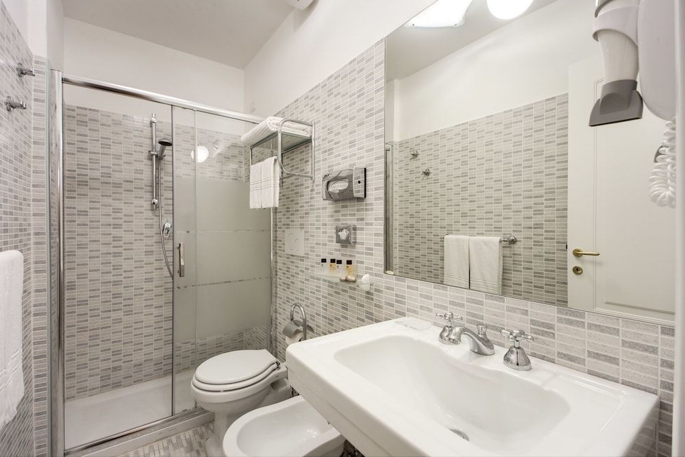 Relais Fontana di Trevi Basic Double Room 7