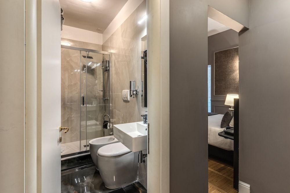 Relais Fontana di Trevi Superior Deluxe Double or Twin Room 24