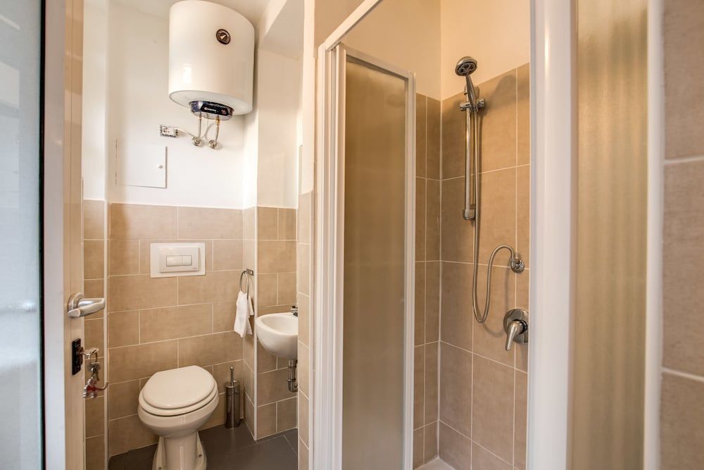 B&B Piramide Terrace Double Room, Private Bathroom 18