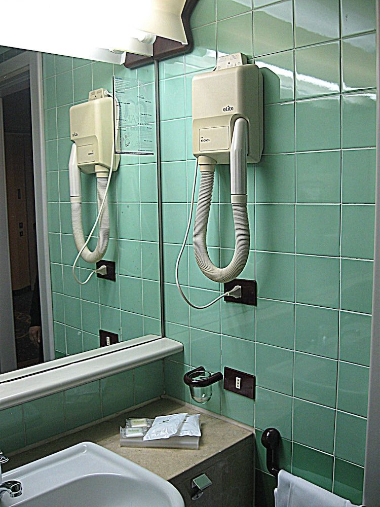 Hotel Maxim Classic Double Room Single Use 5