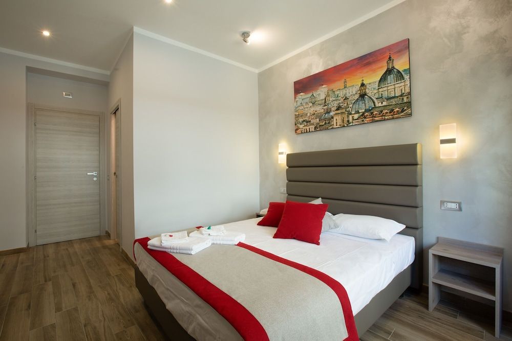 Vatican City Relais Deluxe Double Room 13