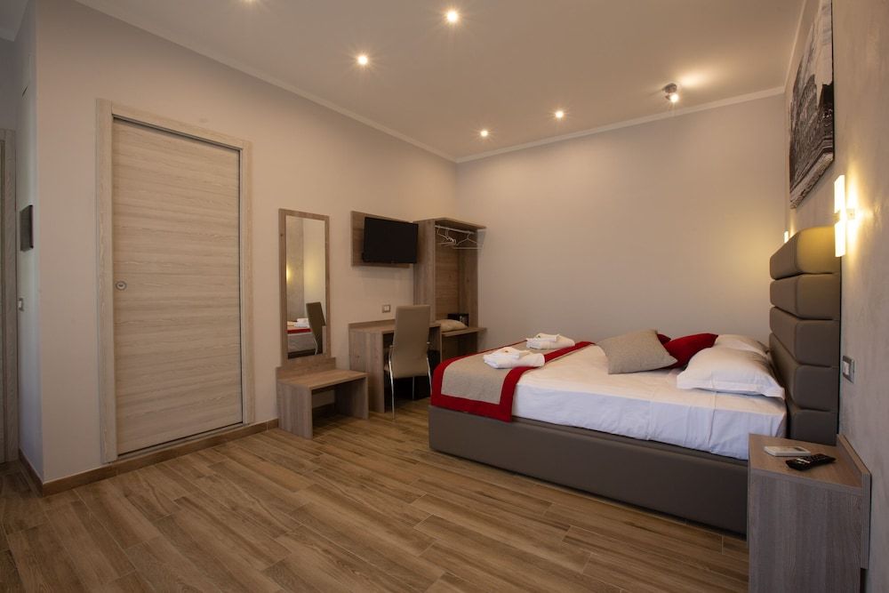 Vatican City Relais Deluxe Double Room 5