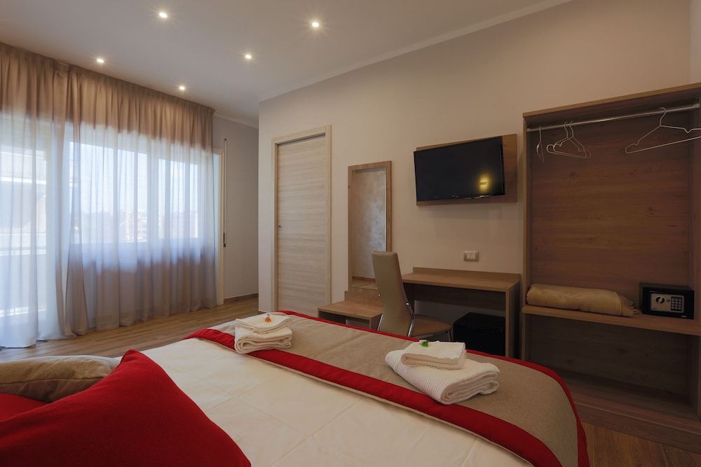 Vatican City Relais Deluxe Double Room 6