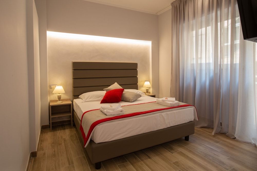 Vatican City Relais Deluxe Double Room 10