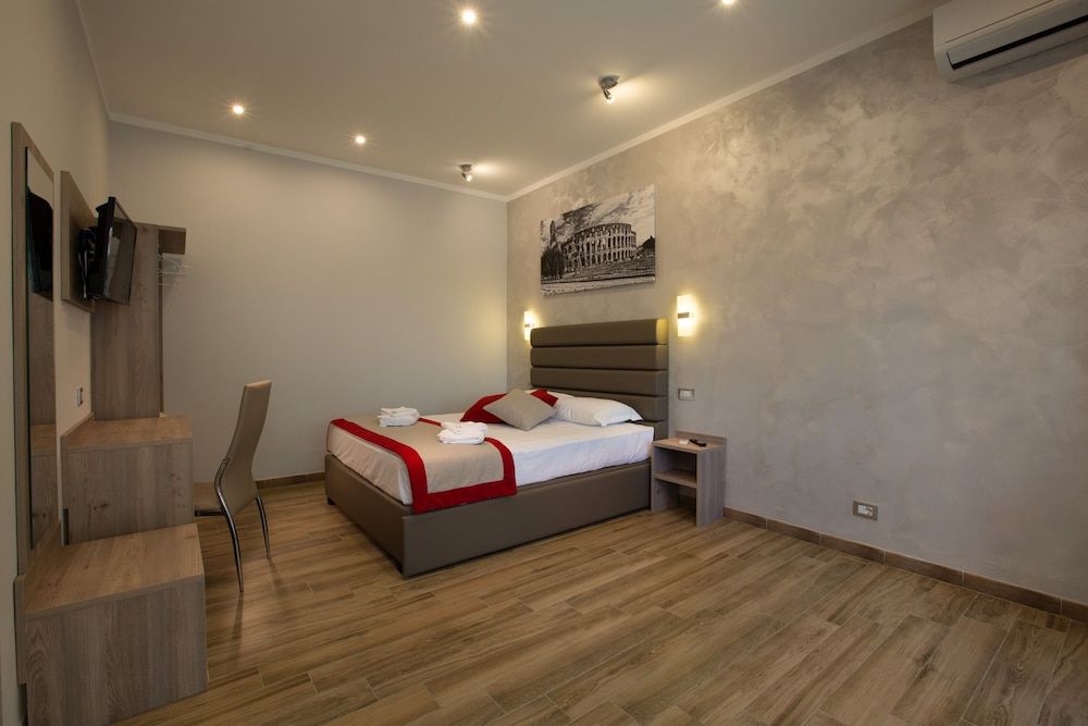 Vatican City Relais Deluxe Double Room 4