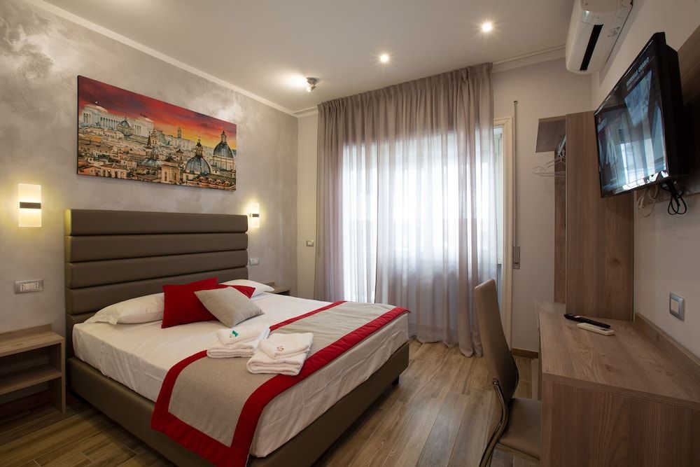 Vatican City Relais Deluxe Double Room 11