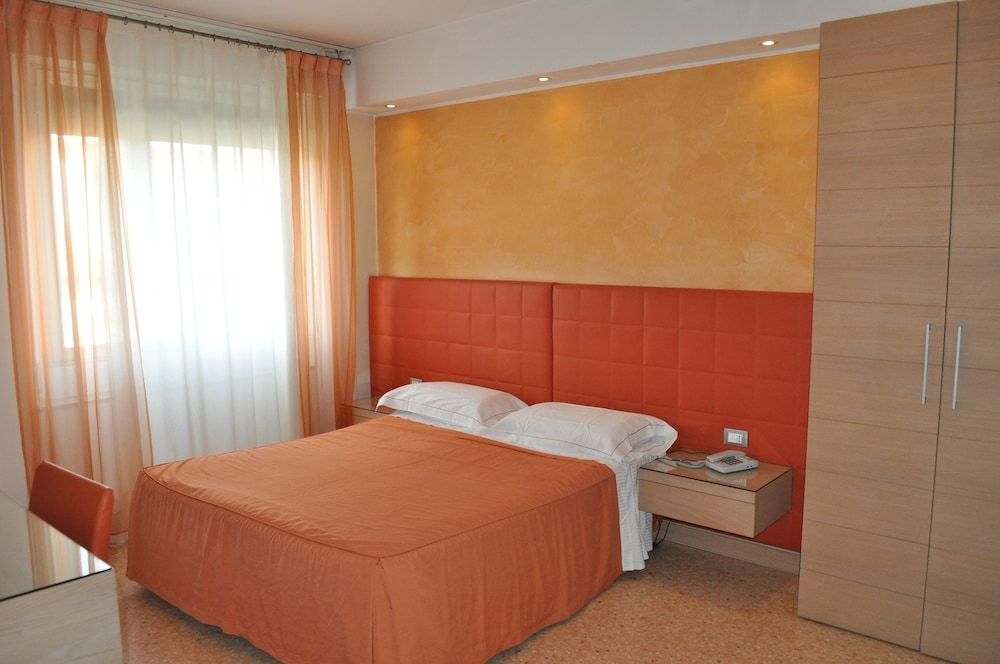 Hotel Igea Double Room 4