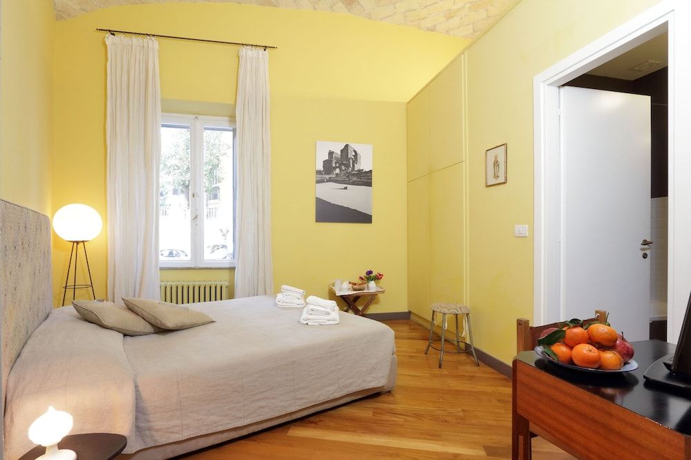 undefined Mecenate Rooms 3