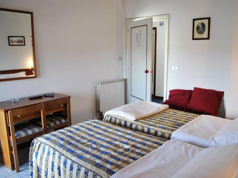 Hotel Santorotto Double Room 2